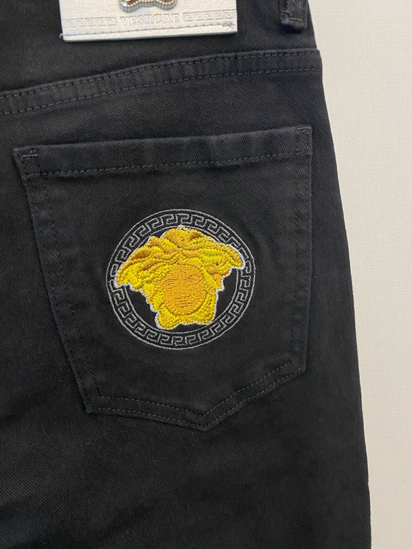 ブランドジーンズ細部ディテール